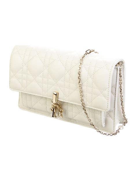 lady dior chain pouch 2022|Lady D.